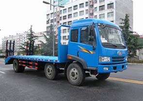 解放小三軸平板運輸車圖片